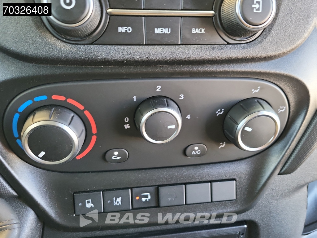 Iveco Daily 70C18 3.0L Automaat 1000KG Laadklep Luchtvering 180PK Dubbellucht Bakwagen Airco Cruise DHollandia Euro6 Meubelbak Koffer 7tons Airco Cruise control 19