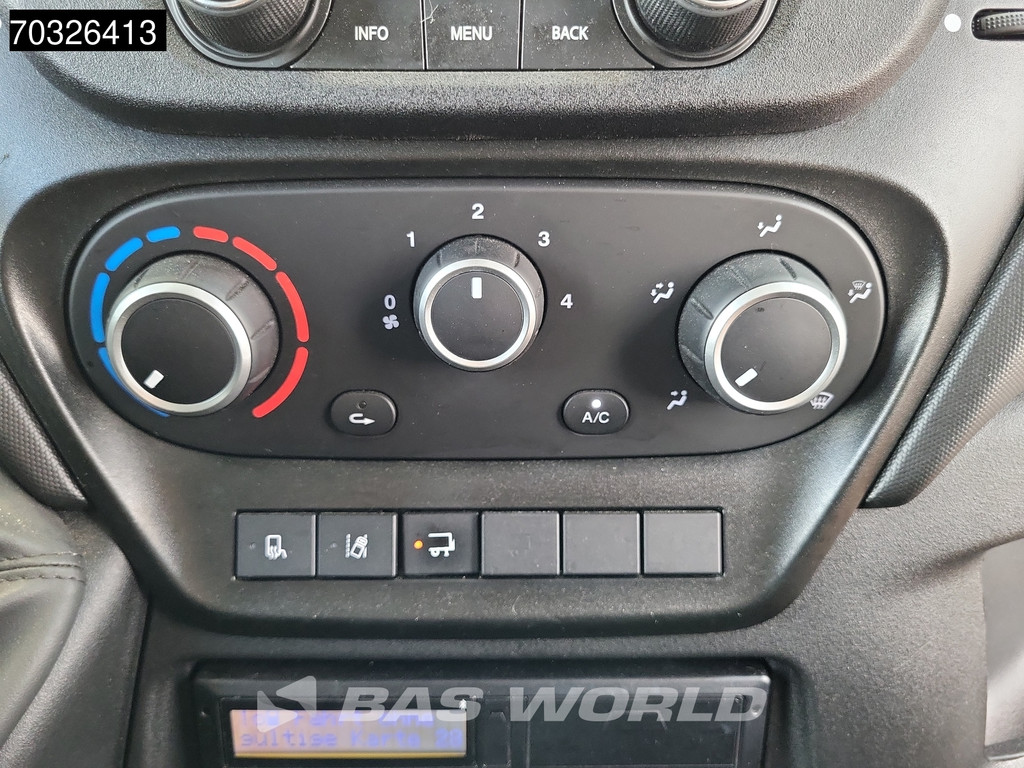 Iveco Daily 70C18 3.0L Automaat Bakwagen 1000KG Laadklep Luchtvering 180PK Dubbellucht Airco Cruise DHollandia Euro6 Meubelbak Koffer Airco Cruise control 19