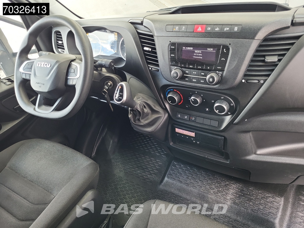 Iveco Daily 70C18 3.0L Automaat Bakwagen 1000KG Laadklep Luchtvering 180PK Dubbellucht Airco Cruise DHollandia Euro6 Meubelbak Koffer Airco Cruise control 3