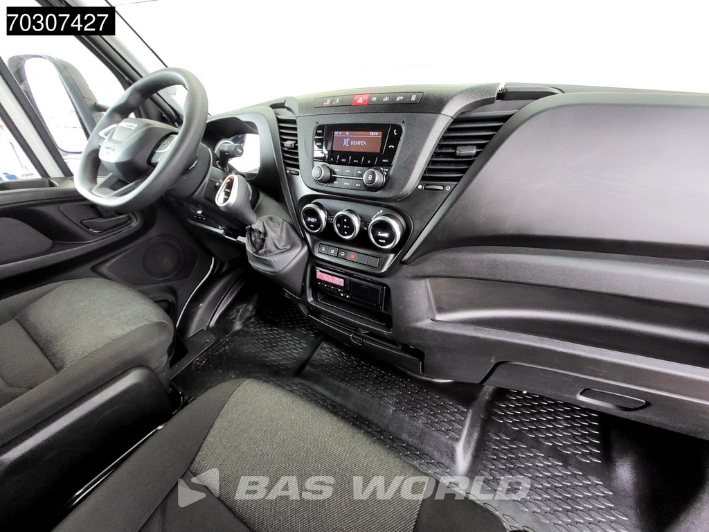Iveco Daily 70C18 Engine Problem, Runs and Drives 3.0L 1000KG Laadklep Luchtvering Automaat 180PK Bakwagen Dubbellucht Airco Cruise Camera Euro6 Meubelbak Koffer Airco Cruise control 10