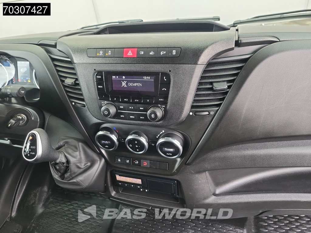 Iveco Daily 70C18 Engine Problem, Runs and Drives 3.0L 1000KG Laadklep Luchtvering Automaat 180PK Bakwagen Dubbellucht Airco Cruise Camera Euro6 Meubelbak Koffer Airco Cruise control 14
