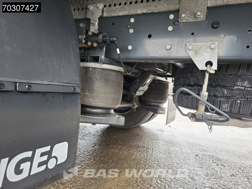 Iveco Daily 70C18 Engine Problem, Runs and Drives 3.0L 1000KG Laadklep Luchtvering Automaat 180PK Bakwagen Dubbellucht Airco Cruise Camera Euro6 Meubelbak Koffer Airco Cruise control 9