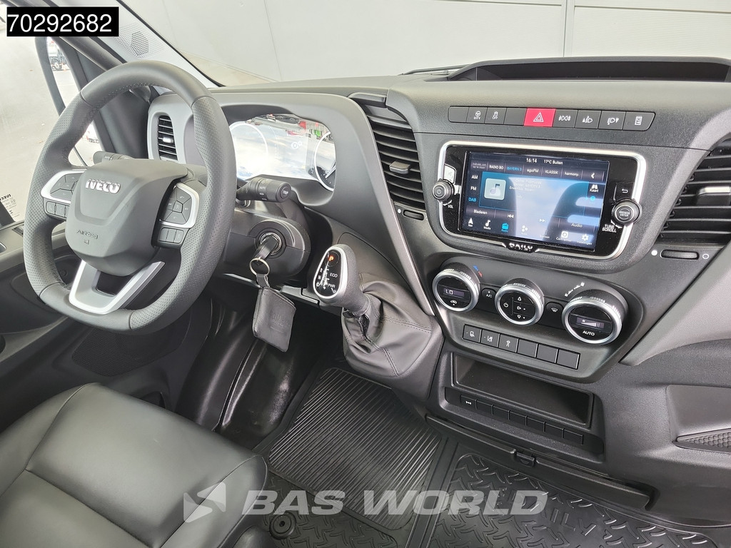 Iveco Daily 70C21 3.0L Automaat Dubbellucht 210PK Open Laadbak 3,5t Trekhaak 210PK LED Airco Cruise Euro6 Pritsche Pickup Airco Trekhaak Cruise control 10