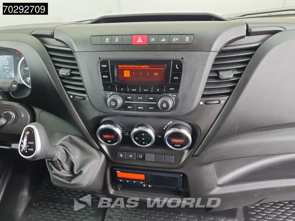 Iveco Daily 70C21 COMING SOON! Automaat 210PK Laadklep Airco Cruise Bakwagen Euro6 Meubelbak Koffer 36m3 Airco Cruise control 12