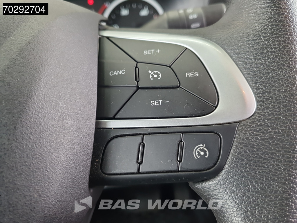 Iveco Daily 70C21 COMING SOON! Automaat 210PK Laadklep Airco Cruise Bakwagen Euro6 Meubelbak Koffer 36m3 Airco Cruise control 17