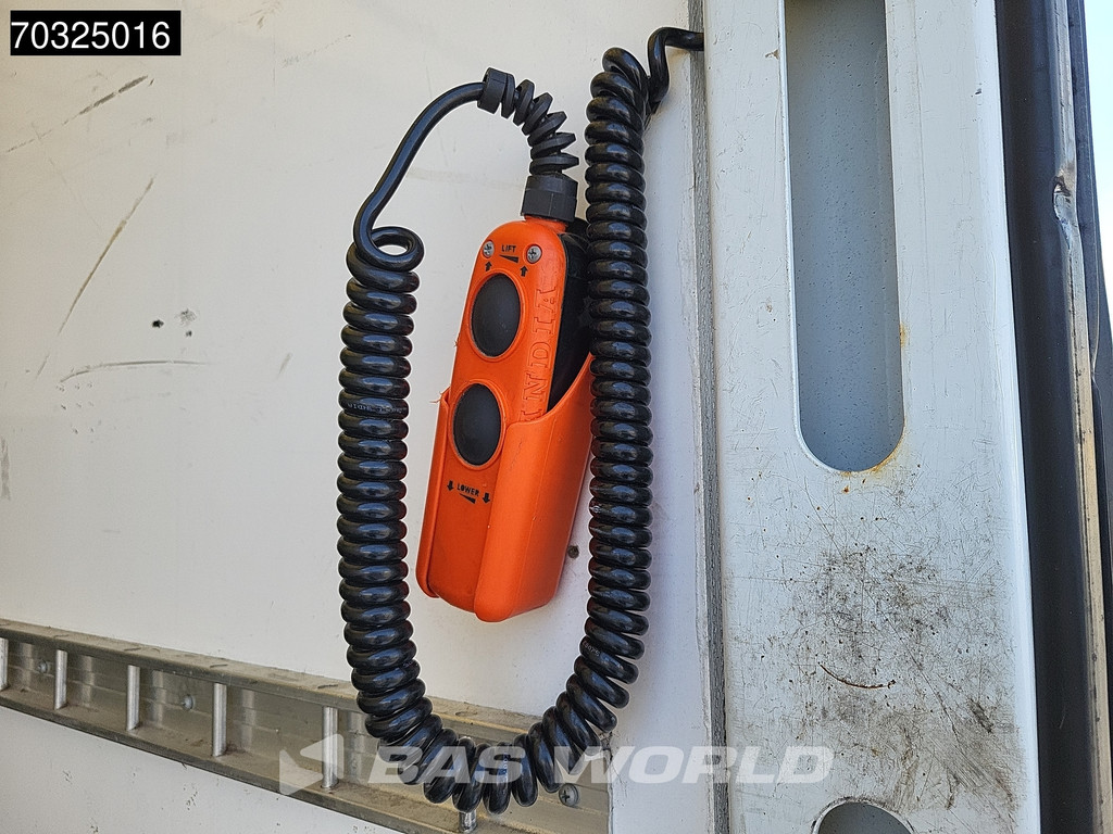 Iveco Daily 72C18 3.0L Automaat 1000KG Laadklep Luchtvering 180PK Dubbellucht Airco Cruise DHollandia Euro6 Meubelbak Koffer Bakwagen Airco Cruise control 10