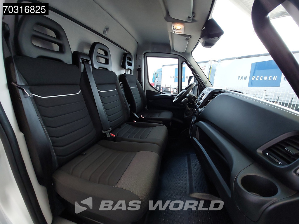 Iveco Daily 72C18 3.0L Automaat 1000KG Laadklep Luchtvering 180PK Dubbellucht Airco Cruise DHollandia Euro6 Meubelbak Koffer Bakwagen Airco Cruise control 16