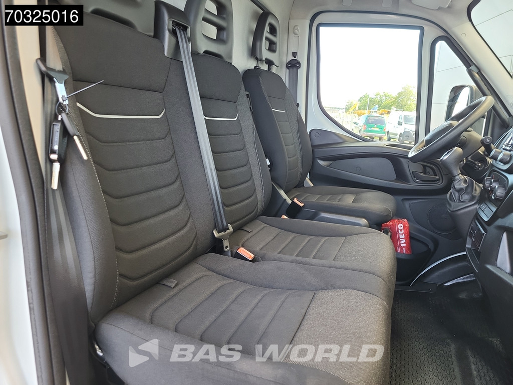 Iveco Daily 72C18 3.0L Automaat 1000KG Laadklep Luchtvering 180PK Dubbellucht Airco Cruise DHollandia Euro6 Meubelbak Koffer Bakwagen Airco Cruise control 16