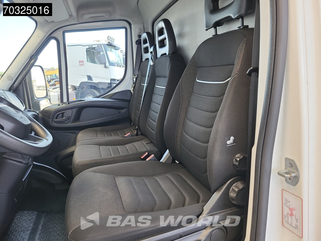 Iveco Daily 72C18 3.0L Automaat 1000KG Laadklep Luchtvering 180PK Dubbellucht Airco Cruise DHollandia Euro6 Meubelbak Koffer Bakwagen Airco Cruise control 17