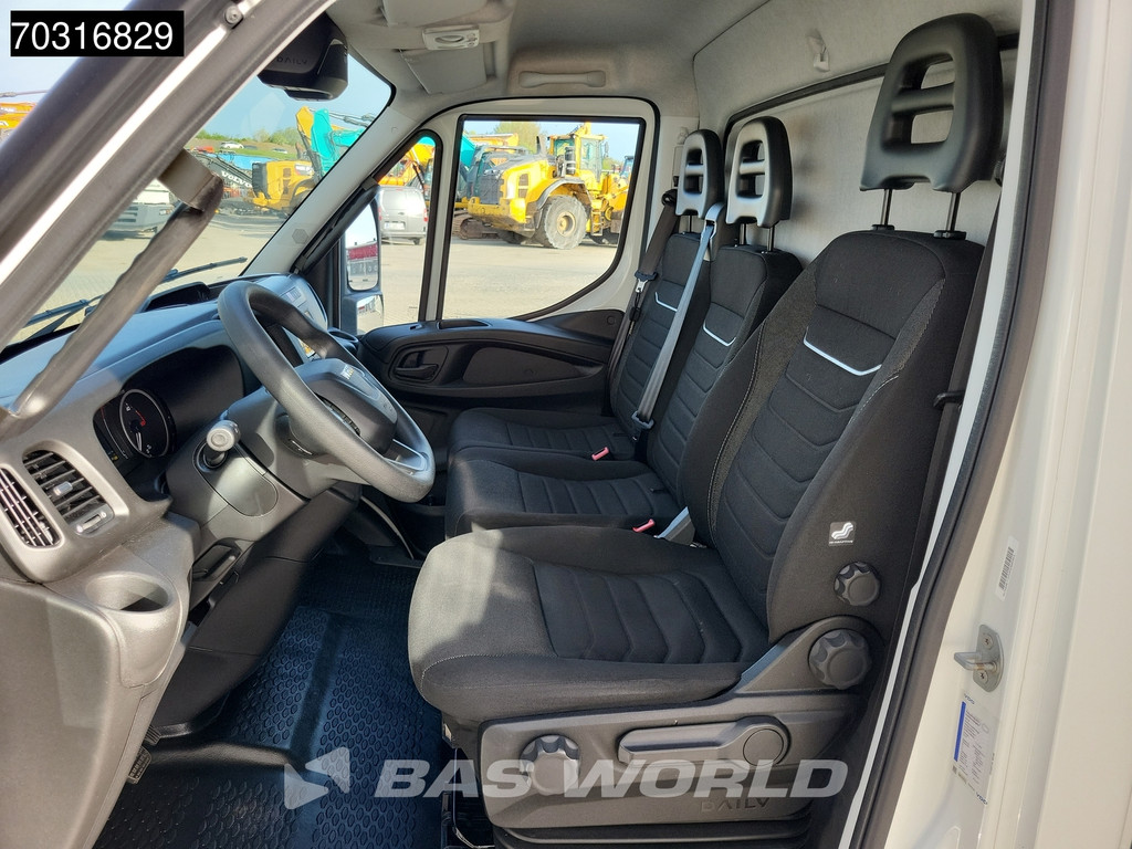 Iveco Daily 72C18 3.0L Automaat 1000KG Laadklep Luchtvering 180PK Dubbellucht Bakwagen Airco Cruise DHollandia Euro6 Meubelbak Koffer 7tons Airco Cruise control 13