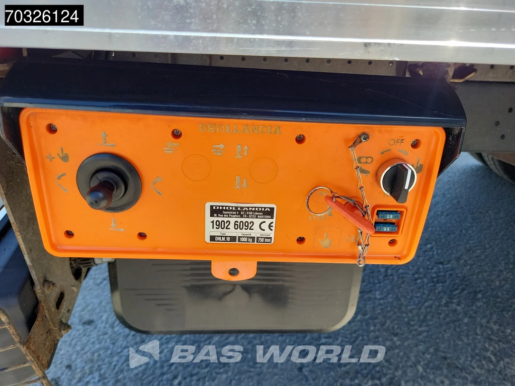 Iveco Daily 72C18 3.0L Automaat 1000KG Laadklep Zijdeur Dubbellucht 180PK Bakwagen Airco Cruise Camera DHollandia Euro6 Meubelbak Koffer Airco Cruise control 15