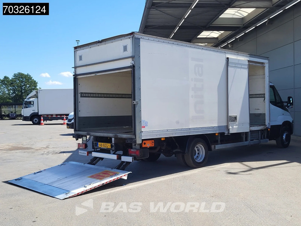 Iveco Daily 72C18 3.0L Automaat 1000KG Laadklep Zijdeur Dubbellucht 180PK Bakwagen Airco Cruise Camera DHollandia Euro6 Meubelbak Koffer Airco Cruise control 8