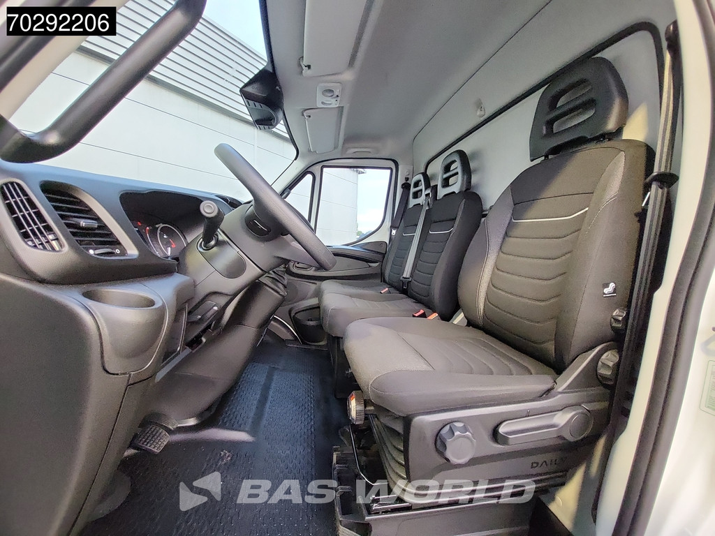 Iveco Daily 72C21 3.0L Automaat 1000KG Laadklep 210PK Dubbellucht Bakwagen Airco Cruise DHollandia Euro6 7tons Meubelbak Koffer 36m3 Airco Cruise control 10