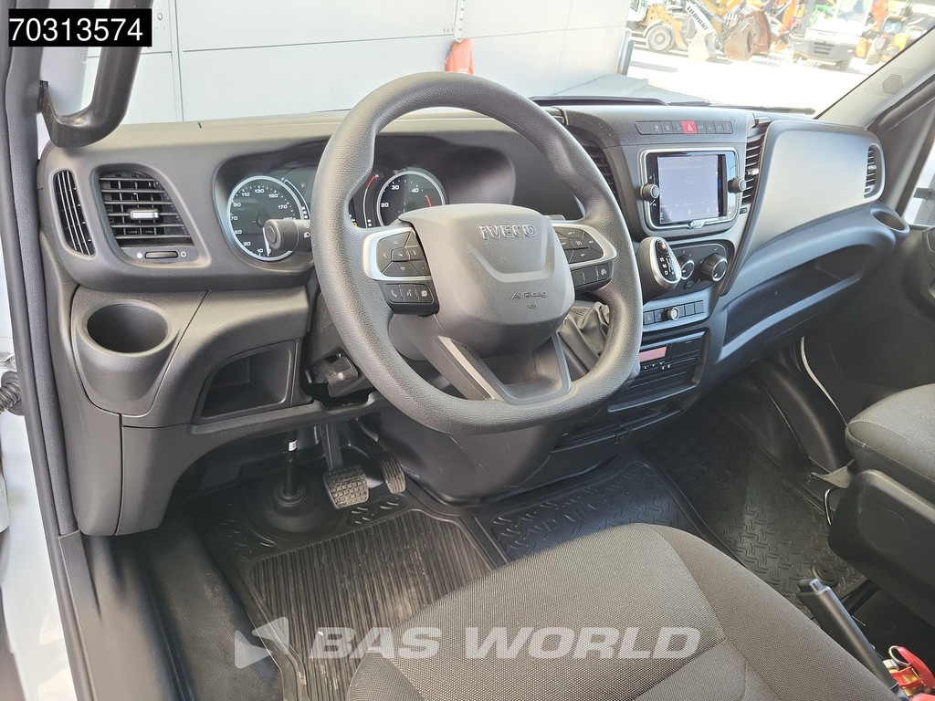 Iveco Daily 72C21 3.0L Automaat XL 551cm Lang Dubbellucht 210PK Bakwagen Airco Cruise Euro6 Meubelbak Koffer Airco Cruise control 14