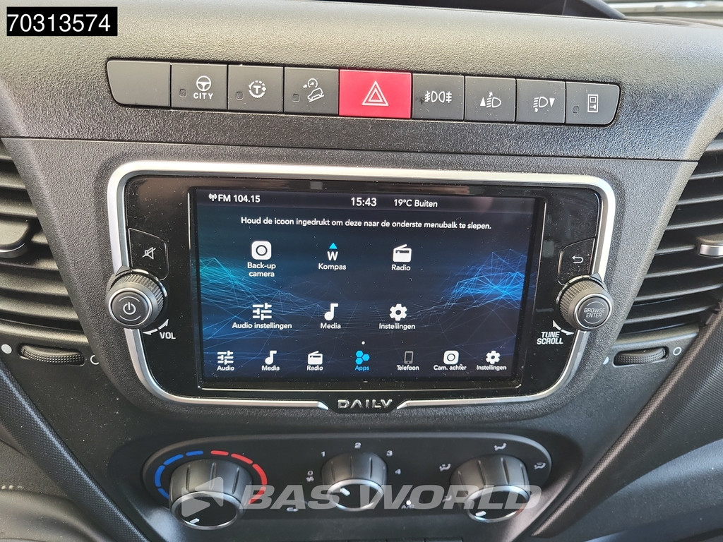 Iveco Daily 72C21 3.0L Automaat XL 551cm Lang Dubbellucht 210PK Bakwagen Airco Cruise Euro6 Meubelbak Koffer Airco Cruise control 15