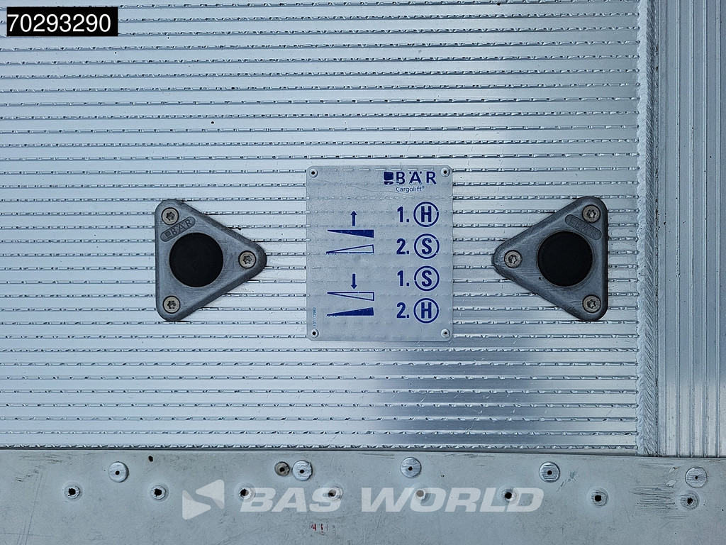 Iveco Daily 72C21 3.0L Koelwagen Laadklep Zijdeur Thermo King T-600R 380V Luchtvering Koelwagen Airco Cruise Camera Koeler Koel Kühlwagen 29m3 Airco Cruise control 14