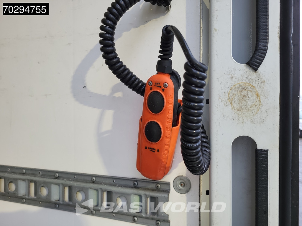 Iveco Daily 72C21 3.0L Laadklep Automaat Bakwagen Dubbellucht 210PK Airco Cruise DHollandia Euro6 Meubelbak Koffer 36m3 Airco Cruise control 8