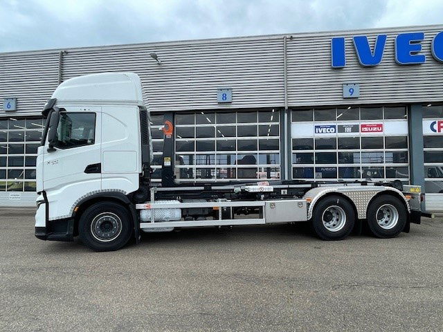 Iveco X-WAY 570 6x2 haakarmsysteem 30 ton 8