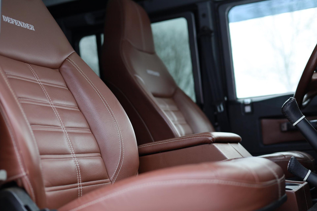 Landrover Defender 110 SW TD4 Limited Rough * Grijs kenteken * 4