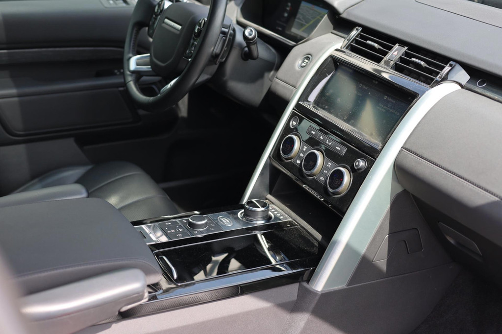 Landrover Discovery 3.0 SD6 HSE Luxury Comm. | Pano | Adaptive Cruise | Leder | Luchtvering | Trekhaak 7