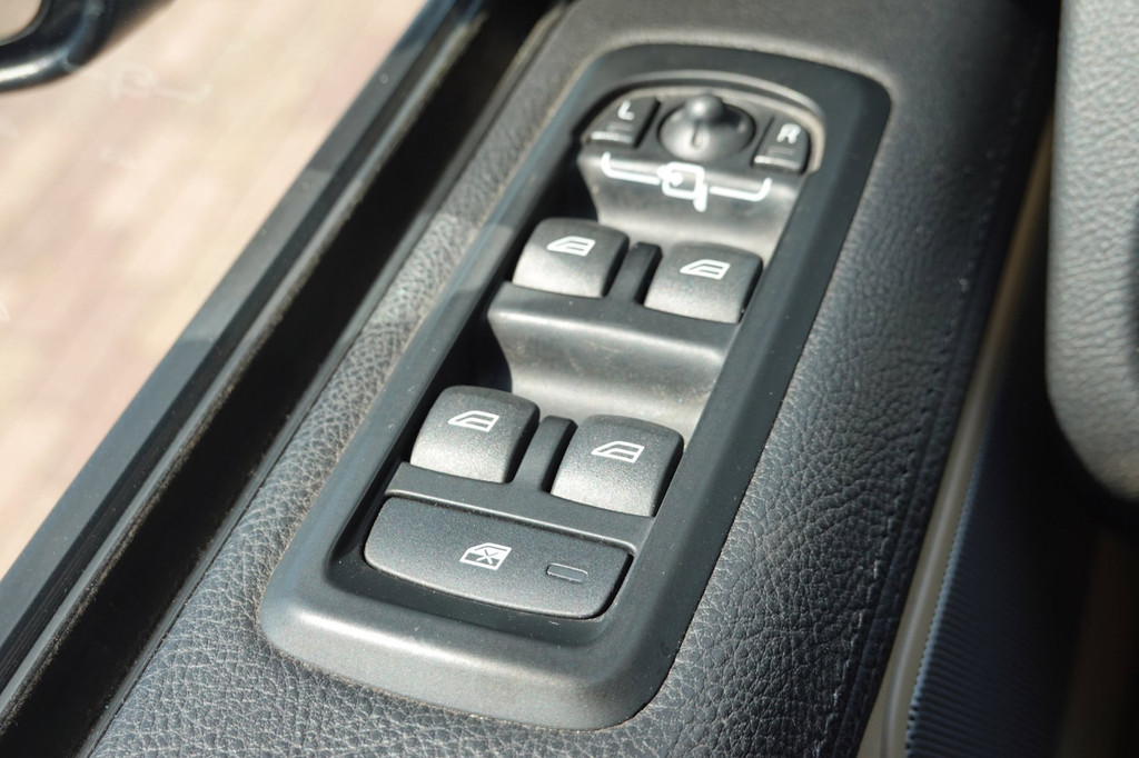 Landrover RANGE ROVER SPORT *GRIJS KENTEKEN MARGE AUTO* 12