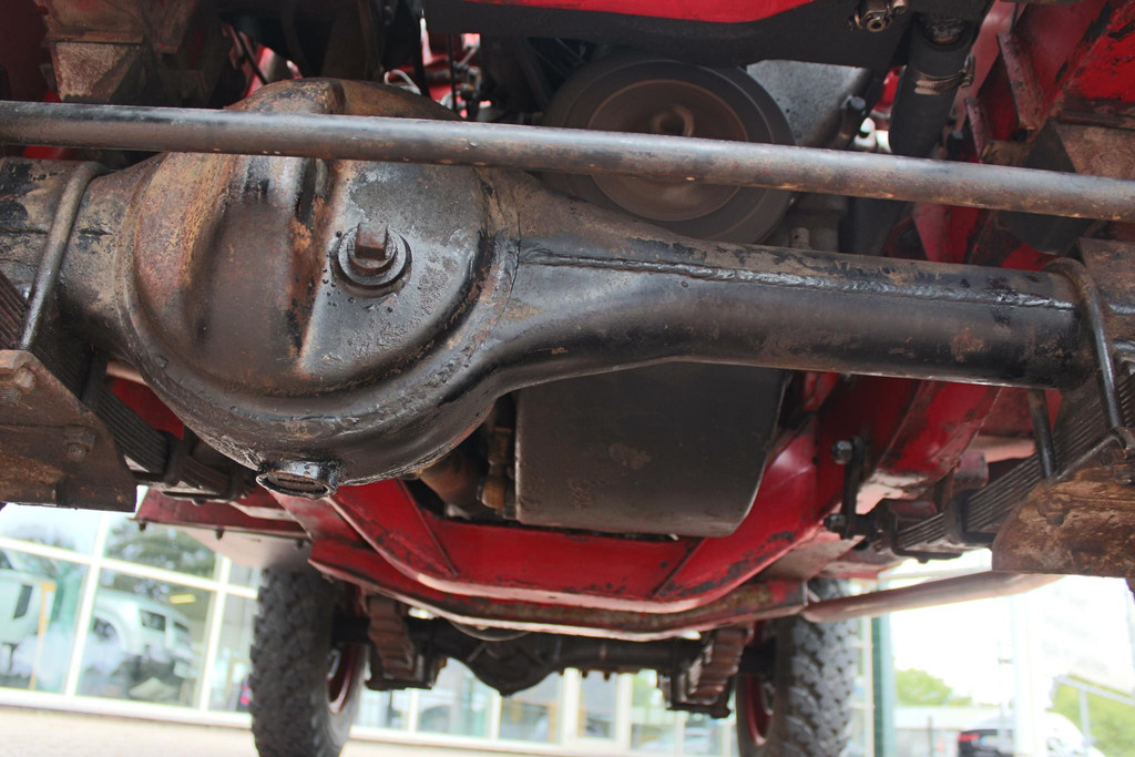 Landrover Series 1 86 inch Fire Engine PATINA Ongerestaureerd originele staat 20