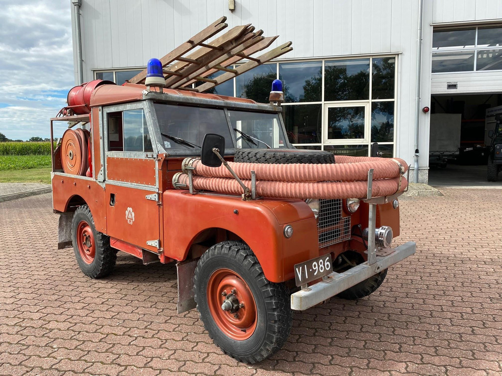 Landrover Series 1 86 inch Fire Engine PATINA Ongerestaureerd originele staat 8