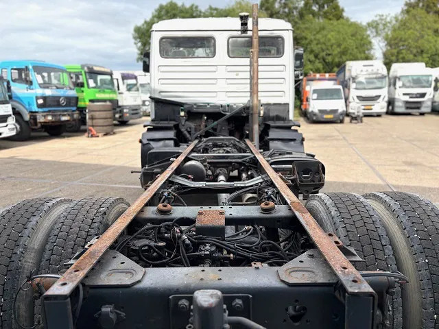 MAN 18 18.232 4x2 FULL STEEL CHASSIS (MANUAL GEARBOX / FULL STEEL SUSPENSION / REDUCTION AXLE) 8