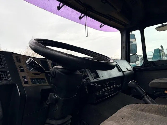 MAN 19.422 FLT XT 4x2 (EURO 2 / ZF16 MANUAL GEARBOX / ZF-INTARDER / SUNVISOR / ETC.) 8