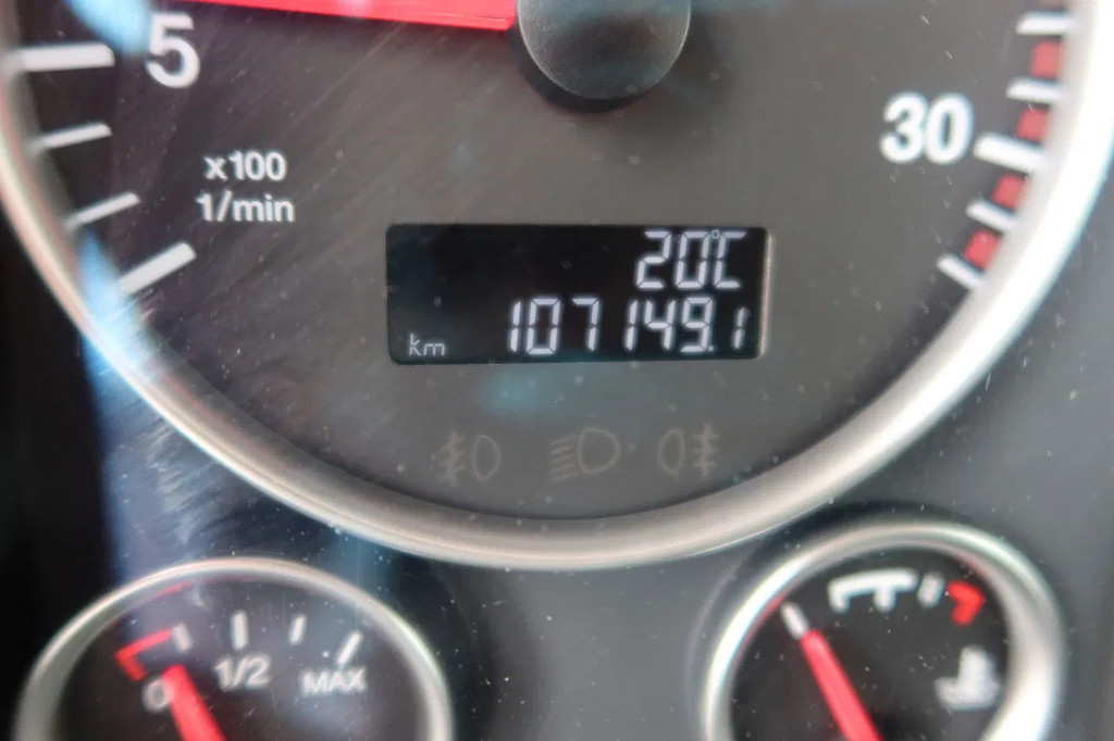 MAN 26.320 TGM Bak+Klep stuur lift as Bar klep 2.000 kg 10