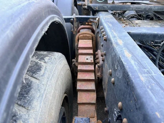 MAN 26.463 DFS 6x4 FULL SPRING SUSPENSION TRACTOR UNIT (EURO 2 / ZF16 MANUAL GEARBOX / ZF-INTARDER / FULL STEEL SUSPENSION / REDUCTION AXLES / HYDRAULIC KIT / ETC.) 8