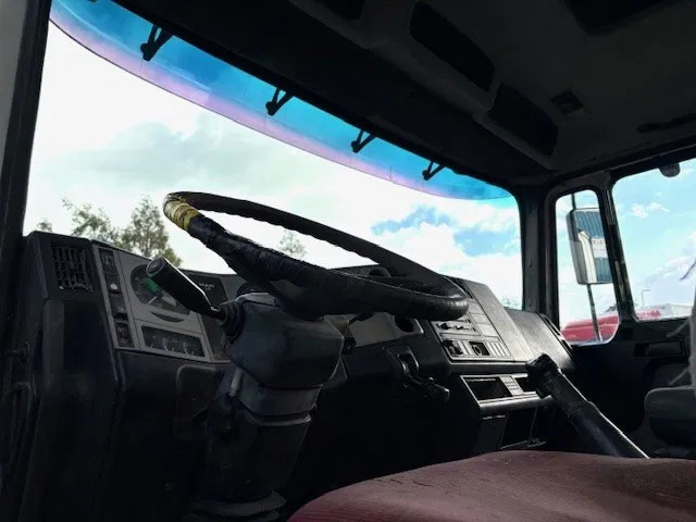 MAN 33.373 DFT 6x4 FULL STEEL SUSPENSION (13.000 AXLES / ZF16 MANUAL GEARBOX / REDUCTION AXLES / FULL STEEL SUSPENSION) 12