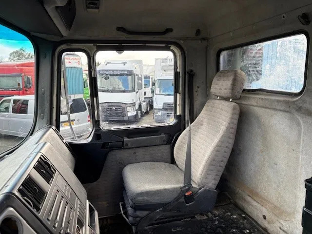 MAN 33.373 DFT 6x4 FULL STEEL SUSPENSION (13.000 AXLES / ZF16 MANUAL GEARBOX / REDUCTION AXLES / FULL STEEL SUSPENSION) 13