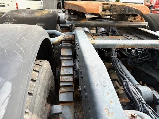 MAN 33.373 DFT 6x4 FULL STEEL SUSPENSION (13.000 AXLES / ZF16 MANUAL GEARBOX / REDUCTION AXLES / FULL STEEL SUSPENSION) 8