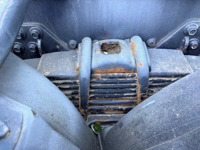 MAN 33.463 DFS 6x6 FULL SPRING SUSPENSION TRACTOR UNIT (EURO 2 / ZF16 MANUAL GEARBOX / FULL STEEL SUSPENSION / REDUCTIONS AXLES / HYDRAULIC KIT / ETC) 8