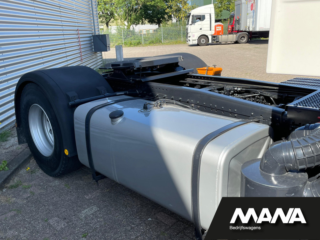 MAN F90 DIESEL V10 Commander NL REGISTRATIE / NIEUWSTAAT!! 18