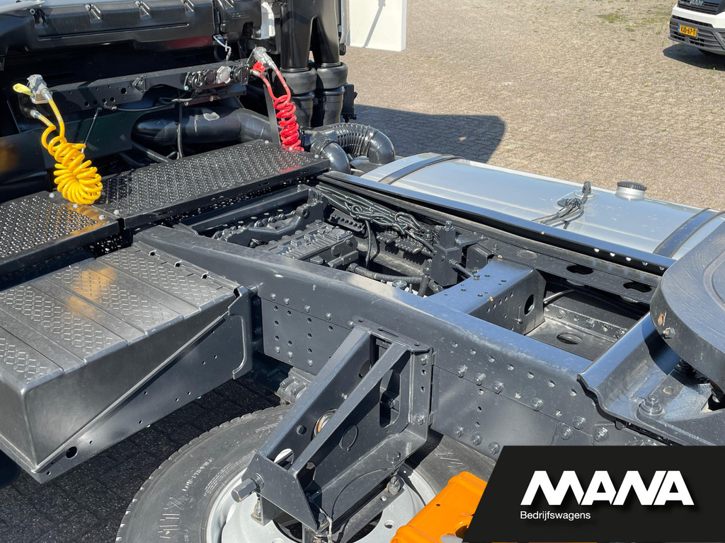 MAN F90 DIESEL V10 Commander NL REGISTRATIE / NIEUWSTAAT!! 9