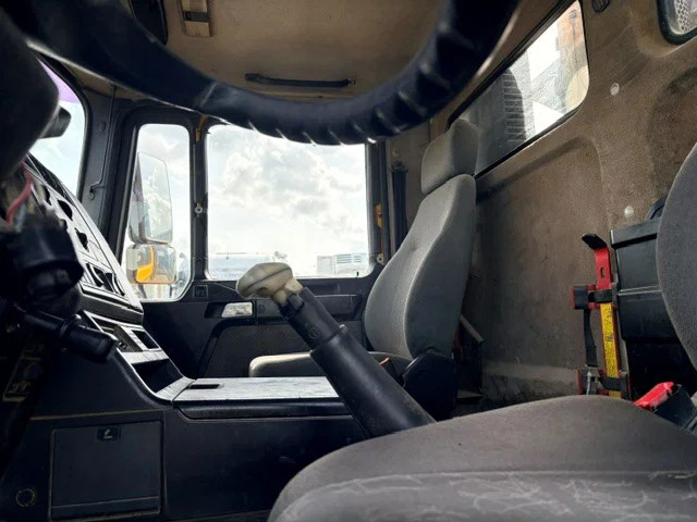 MAN FE 410A 8x4 FULL STEEL KIPPER (ZF16 MANUAL GEARBOX / ZF-INTARDER / FULL STEEL SUSPENSION / REDUCTION AXLES / AIRCONDITIONING) 13