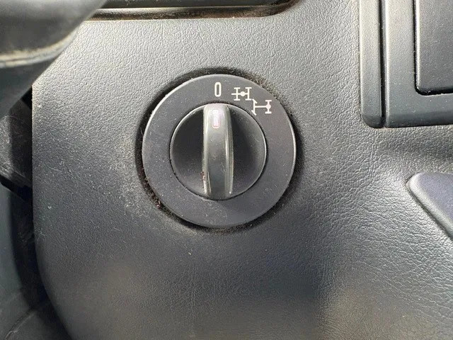 MAN TGA 33.460 BBS FULL STEEL SUSPENSION (ZF16 MANUAL GEARBOX / RETARDER / 13.000 KG. REDUCTION AXLES / HYDRAULIC KIT / AIRCONDITIONING) 12