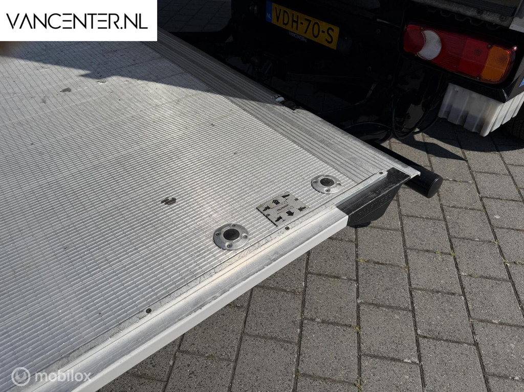 MAN TGE 2.0 TDI 140PK Bakwagen Laadklep Airco EURO 6 Crafter 12