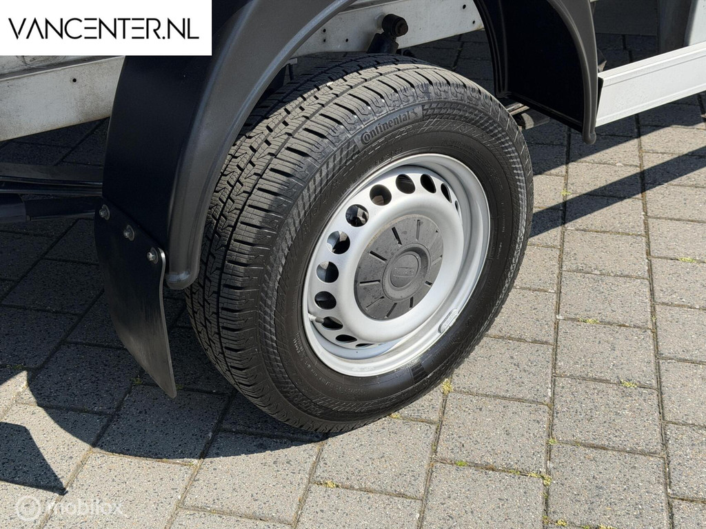 MAN TGE 2.0 TDI 140PK Bakwagen Laadklep Airco EURO 6 Crafter 15