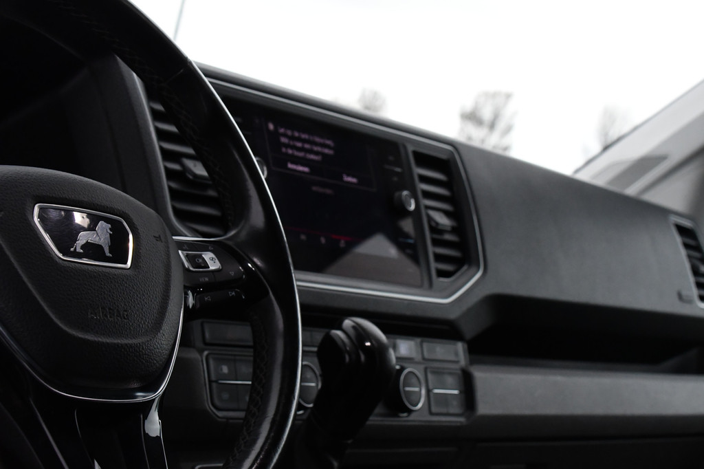 MAN TGE 2.180 2.0 L3H3 Black Edition Adaptieve Cruise, Camera, Carplay, LED, Clima, Stoelverwarming, Multimedia, 177pk, Automaat, Trekhaak, Uniek! 15