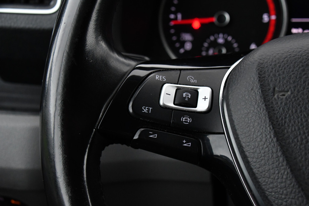 MAN TGE 2.180 2.0 L3H3 Black Edition Adaptieve Cruise, Camera, Carplay, LED, Clima, Stoelverwarming, Multimedia, 177pk, Automaat, Trekhaak, Uniek! 17