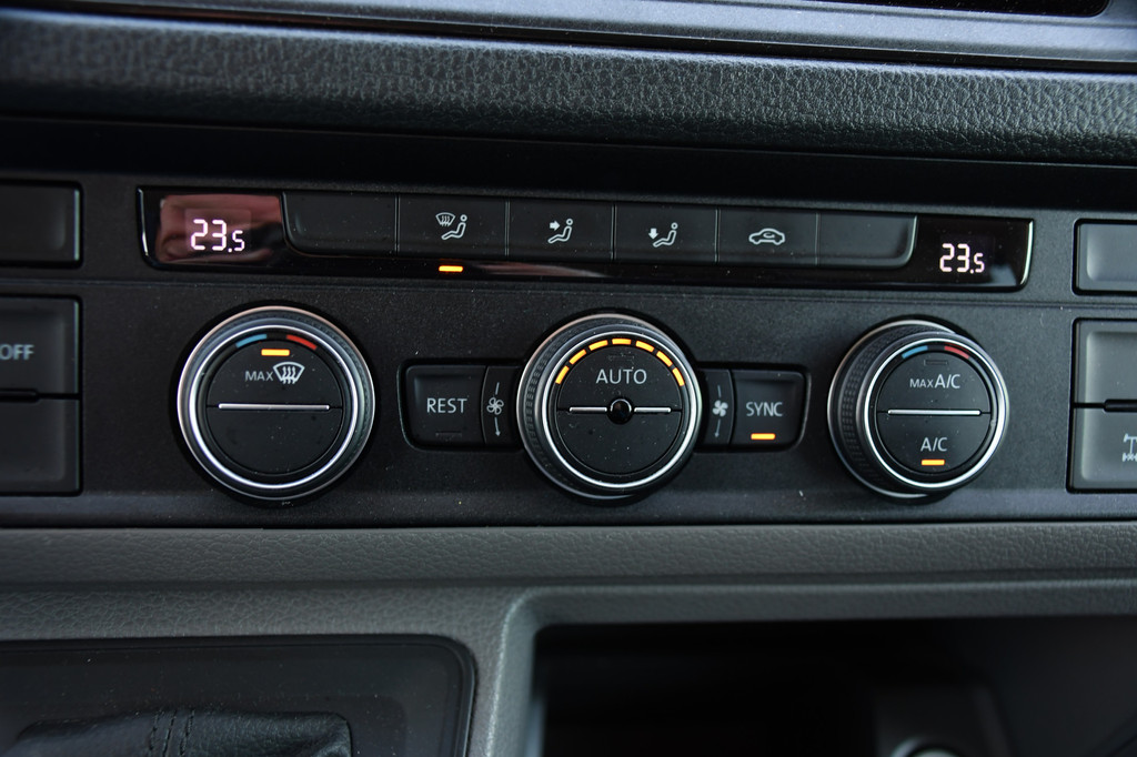 MAN TGE 3.180 35 2.0 L3H2 4x4 DC Cruise, Camera, Carplay, LED, Voorruit verwarming, Multimedia, 177pk, Automaat, Uniek! 20