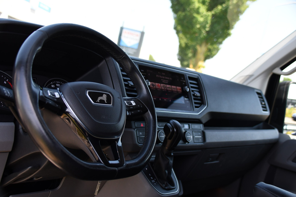 MAN TGE 3.180 35 2.0 L3H2 Black Edition FULL Options! Adaptieve Cruise, Camera, Carplay, 2 x Schuifdeur, LED, Clima, Stoelverarming, Multimedia, Stuurverwarming, Uniek! 2