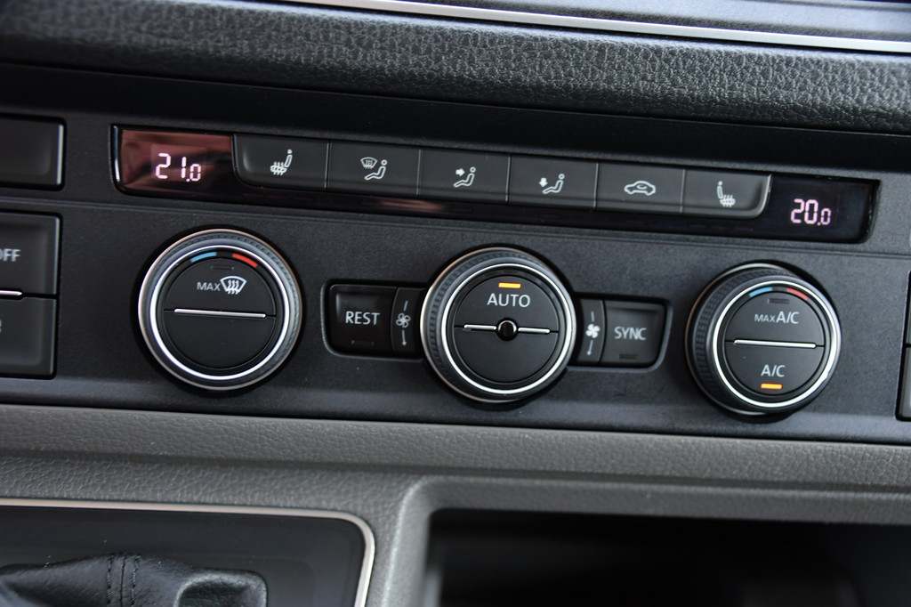 MAN TGE 3.180 35 2.0 L3H2 Black Edition FULL Options! Adaptieve Cruise, Camera, Carplay, 2 x Schuifdeur, LED, Clima, Stoelverarming, Multimedia, Stuurverwarming, Uniek! 21