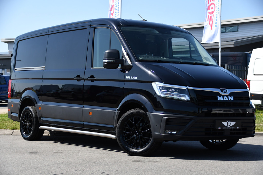 MAN TGE 3.180 35 2.0 L3H2 Black Edition FULL Options! Adaptieve Cruise, Camera, Carplay, 2 x Schuifdeur, LED, Clima, Stoelverarming, Multimedia, Stuurverwarming, Uniek! 5