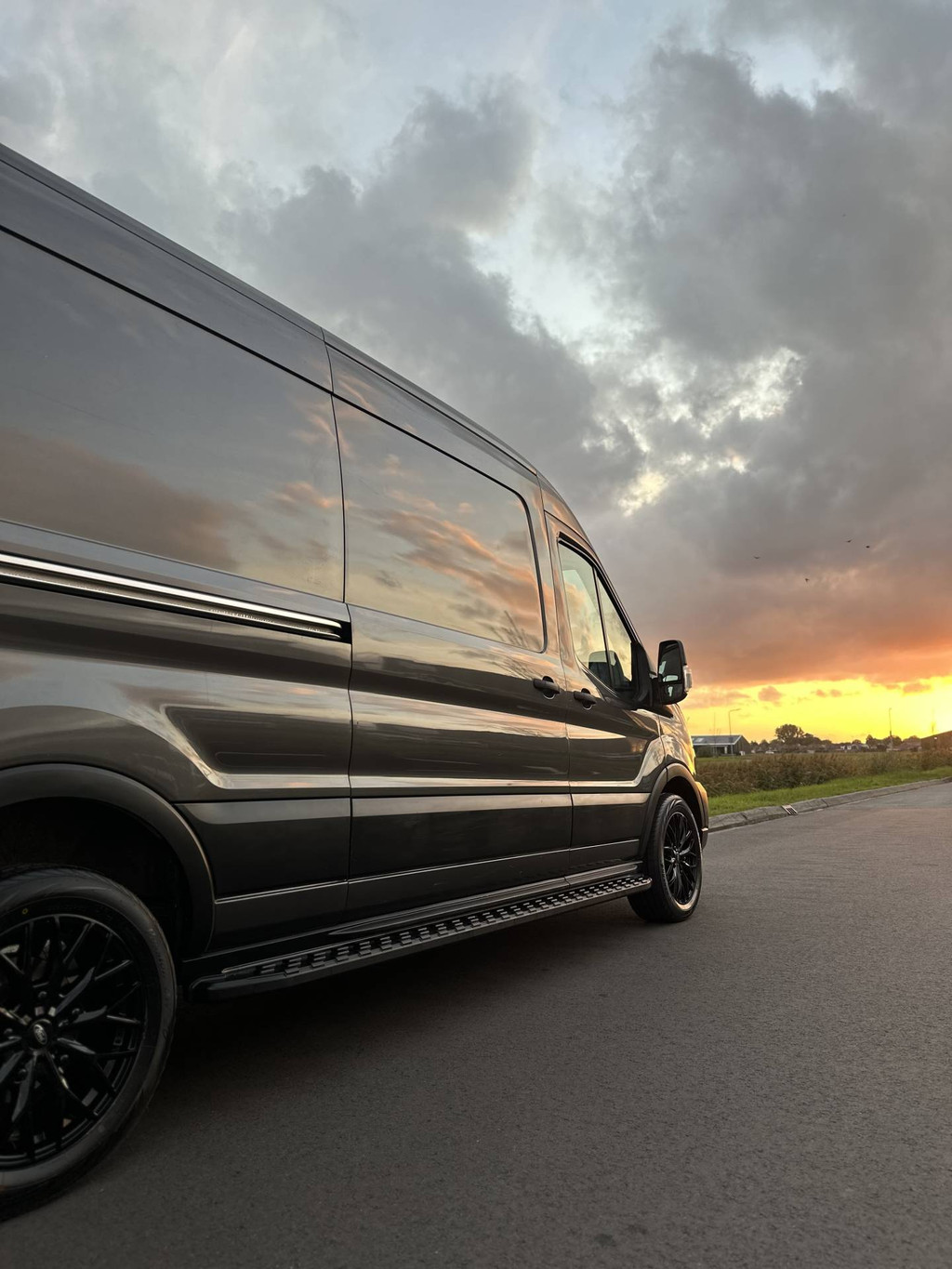MAN TGE 3.180 35 2.0 L3H3 Black Edition Adaptieve Cruise, Camera, Carplay, LED, Stoelverwarming, Massage stoel, Trekhaak, 177pk, Automaat, Uniek! 4