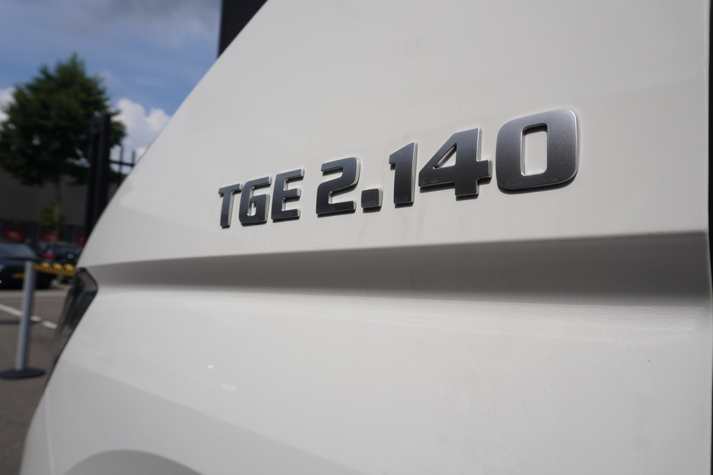 MAN TGE 30 2.0 Standaard Hoog Man TGE 2.140 6 handversnelling L3H3 2 schuifdeuren 12