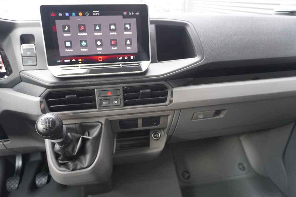 MAN TGE 30 2.0 Standaard Hoog Man TGE 2.140 6 handversnelling L3H3 2 schuifdeuren 17